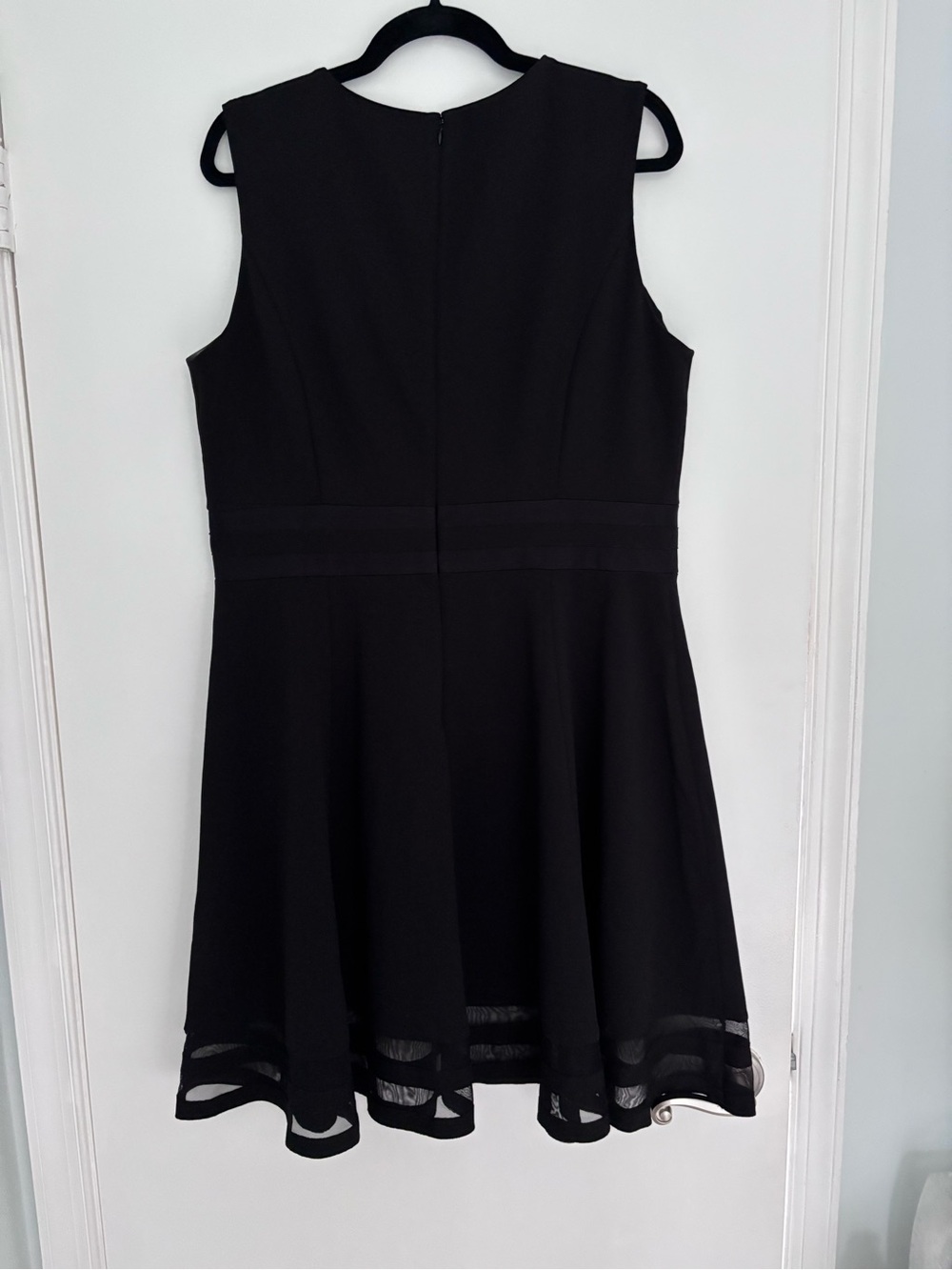 Calvin Klein Black Sleeveless A-Line Midi Dress - Picture 2 of 4